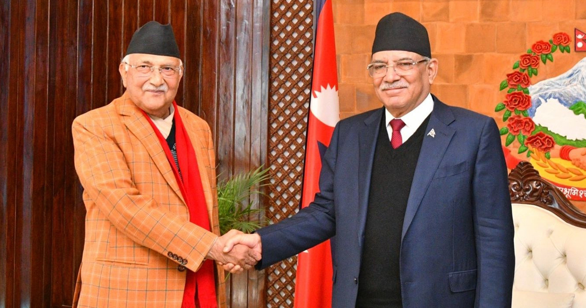 रविसँग छलफलपछि ओलीसँग प्रचण्डको वार्ता जारी 